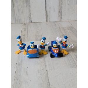 Donald Duck playset Disney race car boat toy figure